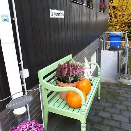 Zur Grunen Bank *